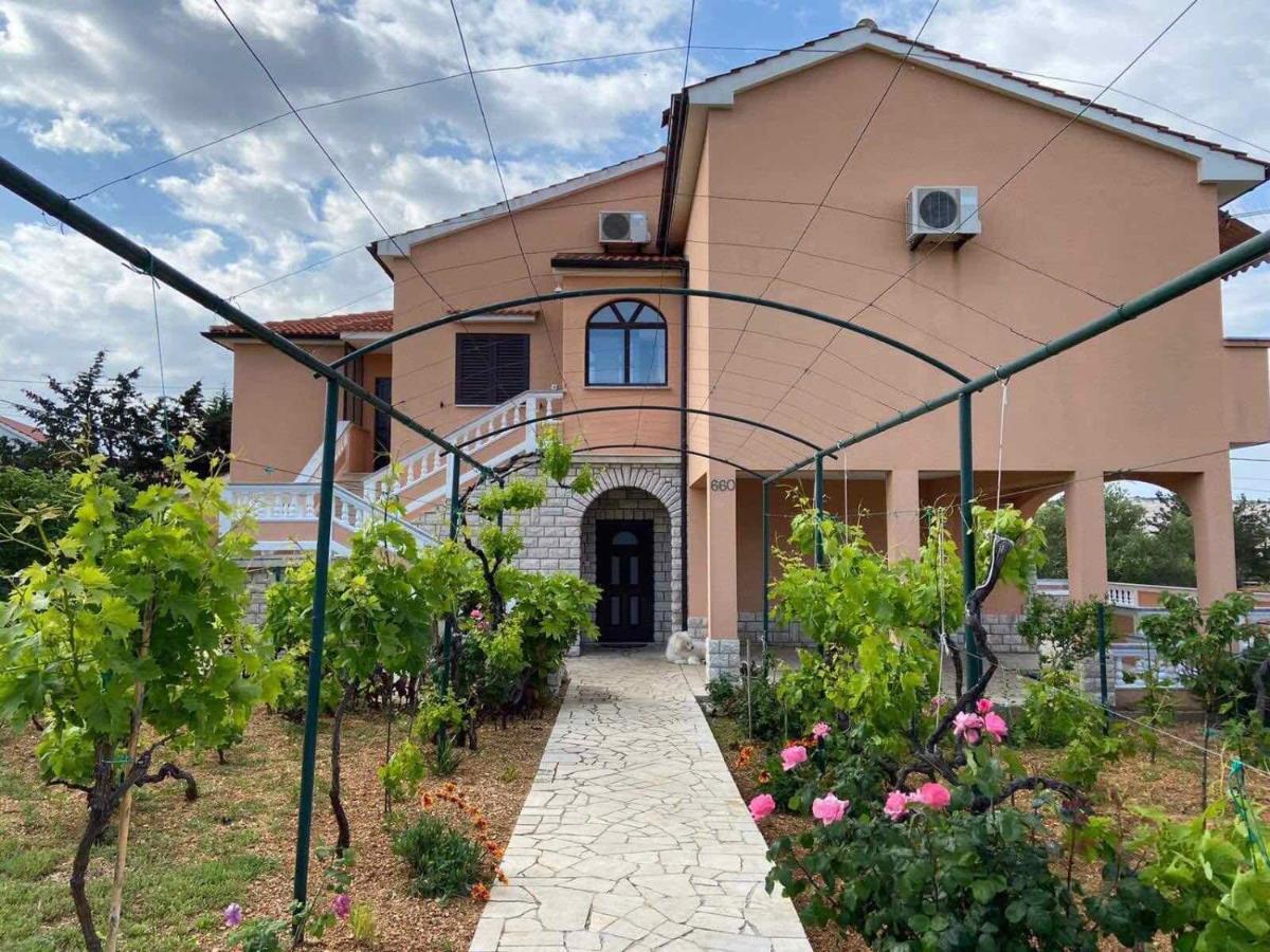 Mira Apartamento Barbat na Rabu Exterior foto
